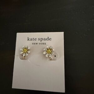 NWT Kate Spade White and Yellow Dazzling Daisy Clip-On Earrings